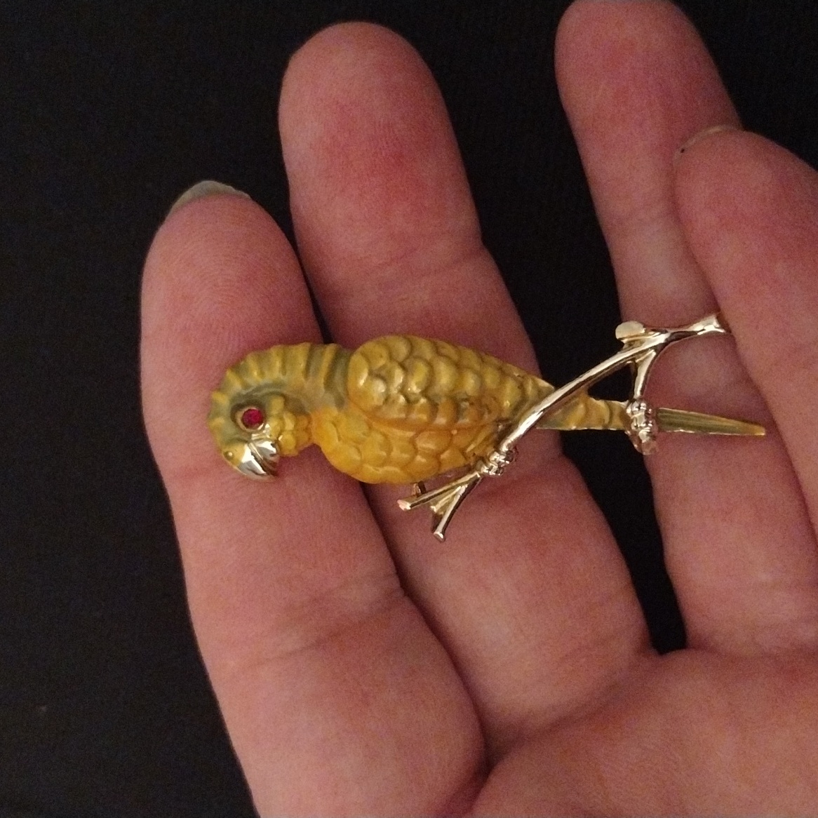 Vintage Gold Tone Gerry Yellow Parrot Brooch